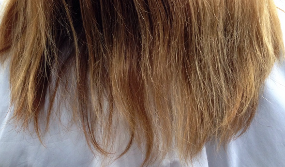 ヘアアイロンで傷んだ髪